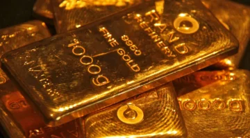 استقرار أسعار الذهب قبل اجتماع الفيدرالي مع تراجع الدولار الحاد